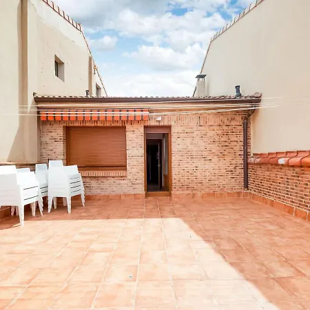 Simplistic Holiday In With Mountain View Casa de Férias