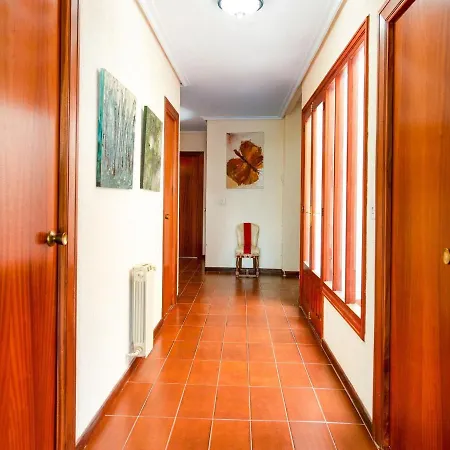 Simplistic Holiday In With Mountain View *