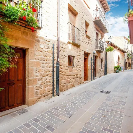 Tatil Evi Simplistic Holiday In With Mountain View La Guardia